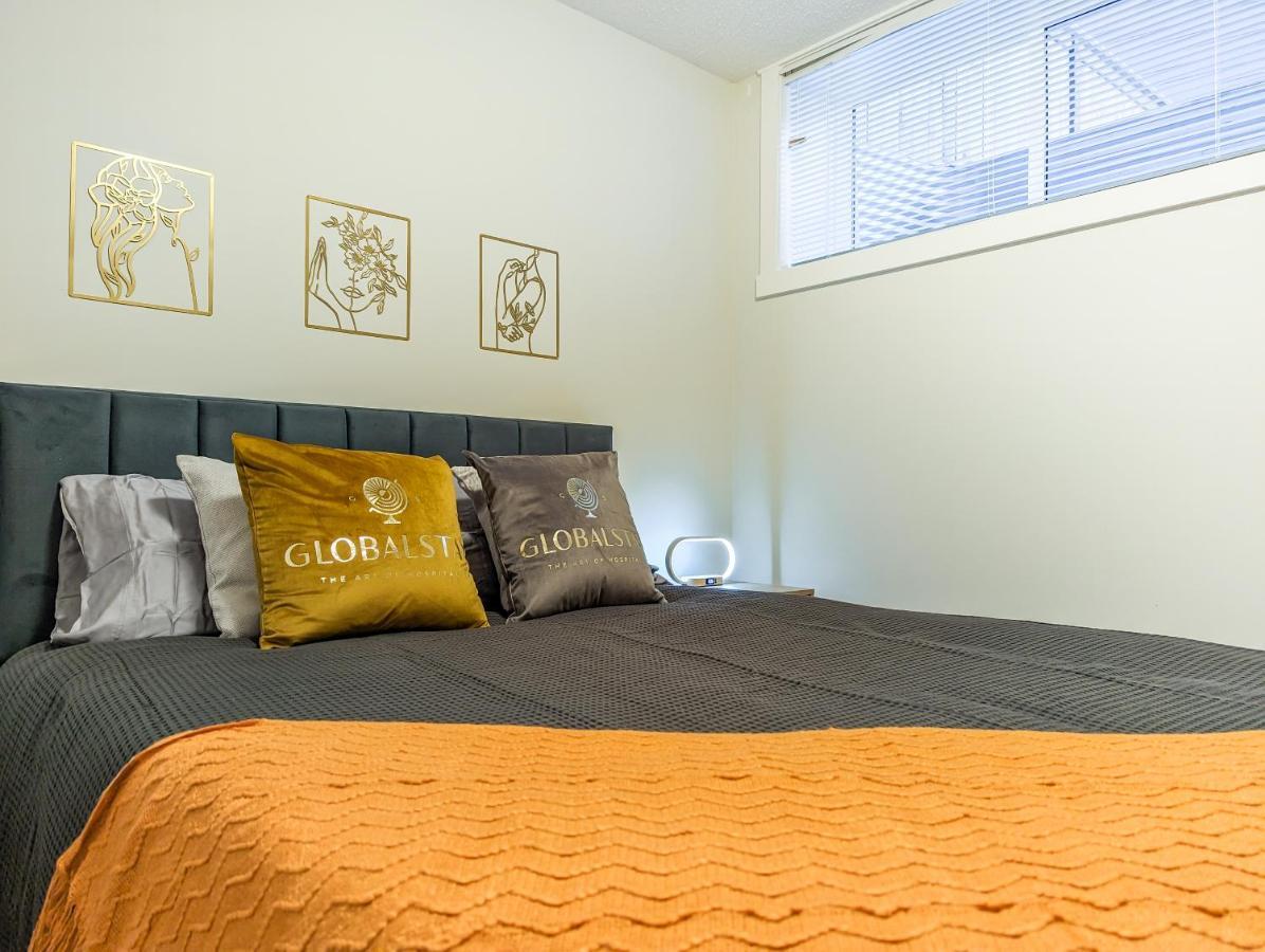 Globalstay New Apartments In Cranbrook Free Street Parking YYC Exteriér fotografie