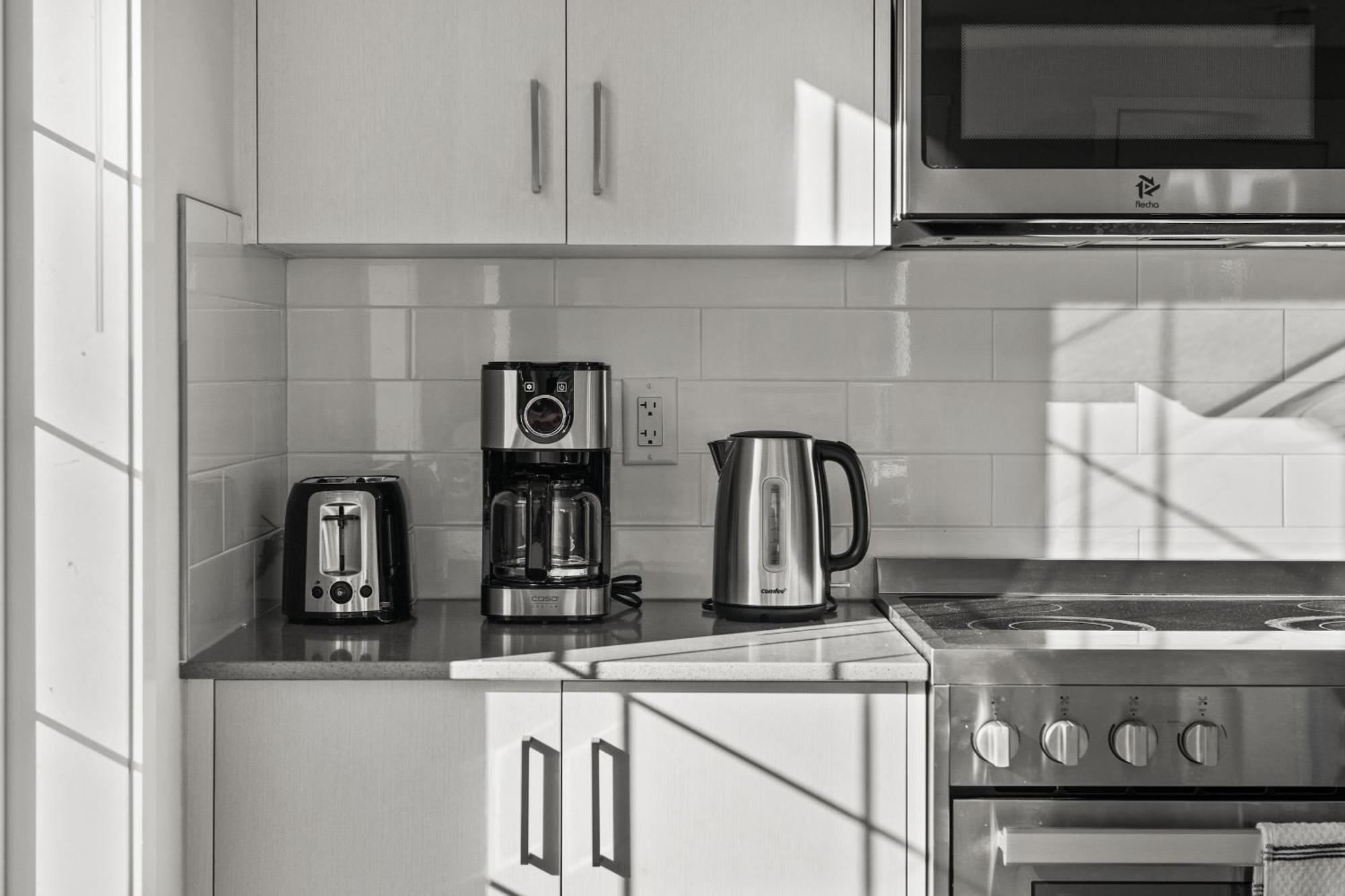 Globalstay New Apartments In Cranbrook Free Street Parking YYC Exteriér fotografie
